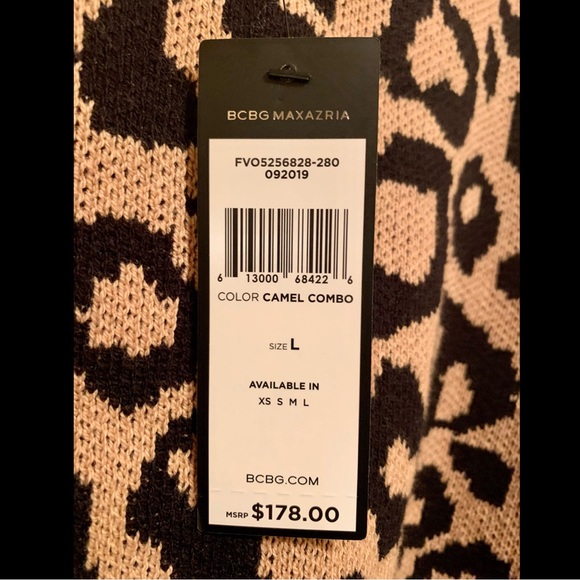 NWT BCBGMaxAzria Women's Cotton Blend Animal Print Long Sleeve Crewneck Sweater - Picture 3 of 4